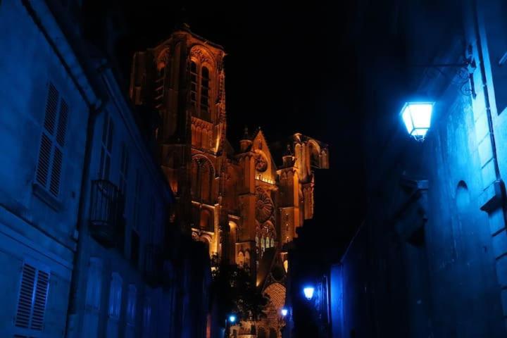 The Walsh Bourges Exterior foto