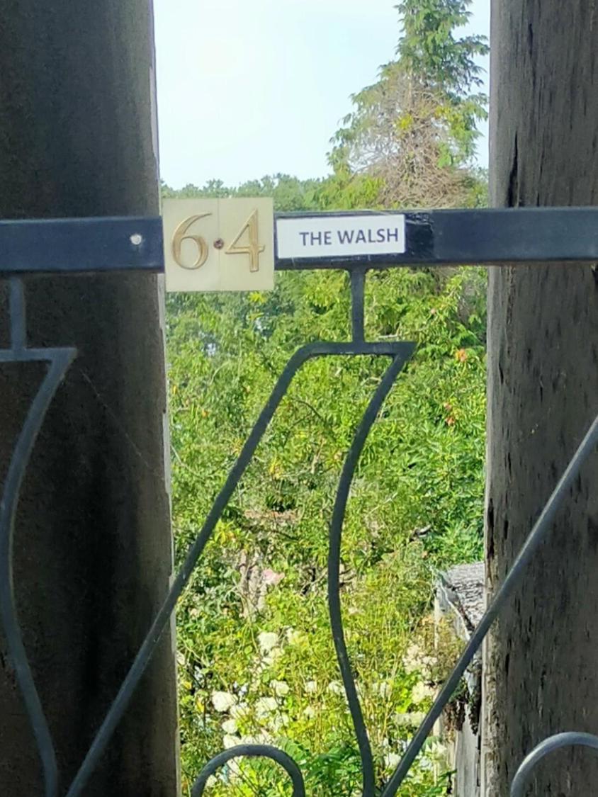 The Walsh Bourges Exterior foto
